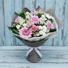 Букет цветов из:  Герберы, Альстромерии и Хризантемы в Дербенте