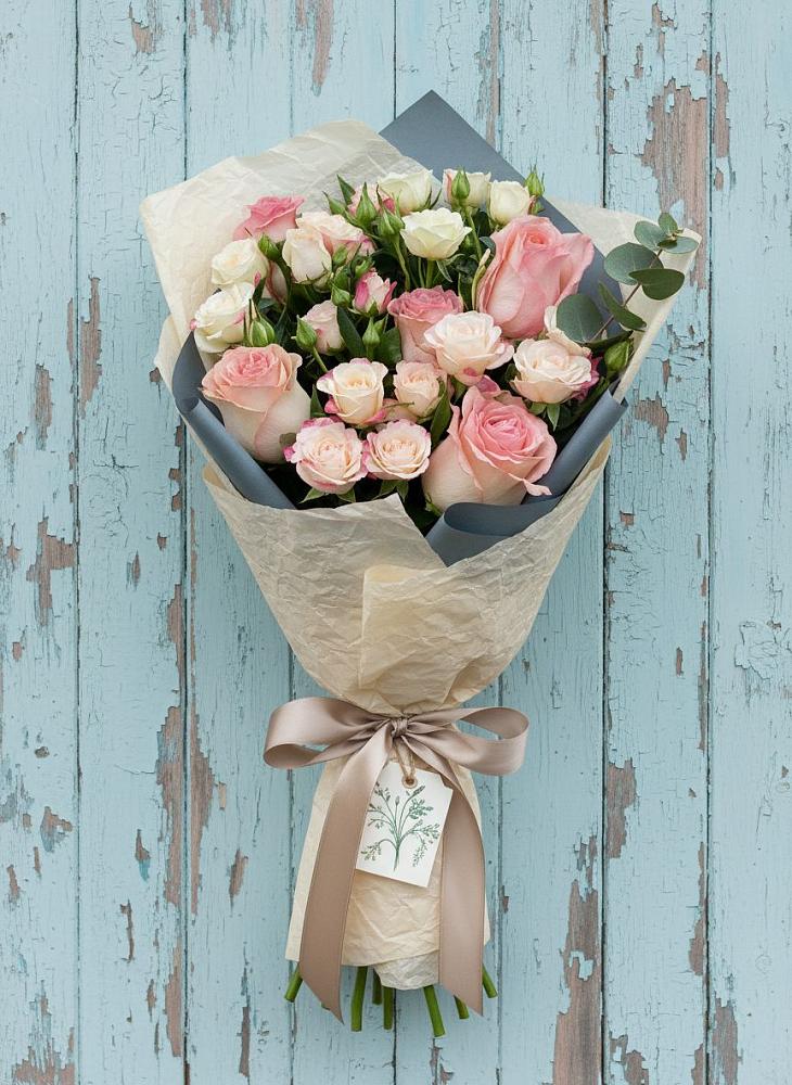 Букет нежный и розовый в Дербенте Букет цветов из: Розы в Дербенте