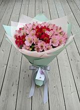 Букет цветов из:  Альстромерии #REPLACE_PRED# Дербенте