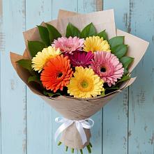 Букет яркий день в Дербенте Букет цветов из:  Герберы в Дербенте