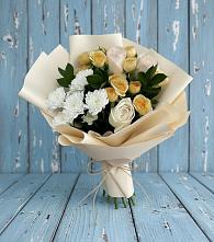 Букет цветов из:  Розы и Хризантемы в Дербенте