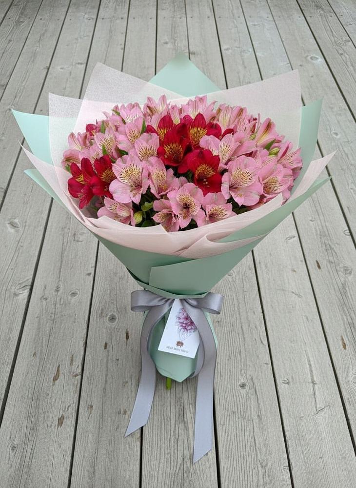 Букет цветов из: Альстромерии в Дербенте